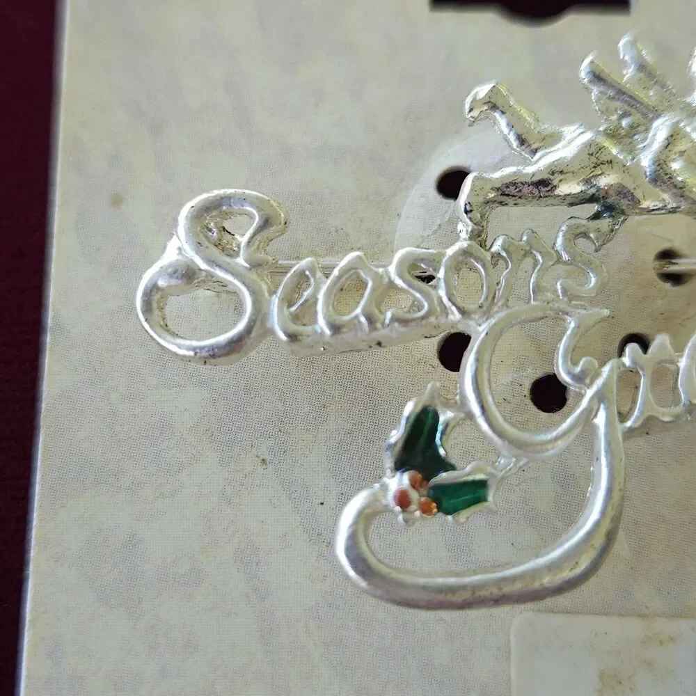 Vintage Walmart Season’s Greetings Christmas Brooch Pin Silver Tone NOS NOC